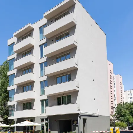Central Suites