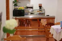 Hostal Pensimar - breakfast