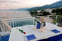 BUE Marino Hotel & Rooftop Bar - Aamiainen