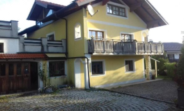 Ferienwohnung Wiesmühlstrasse - Housity