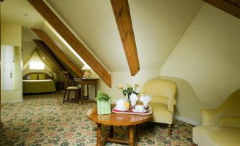 Logis - Belle Hôtel, Lille-Ouest
