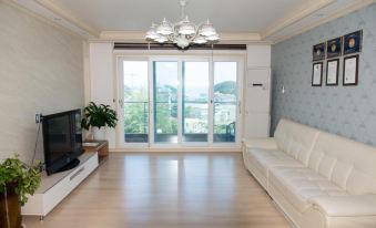 Geoje Blueberry Pension
