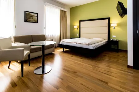 Enjoy 1313AG Hotel Touring Отели рядом со станцией Chiasso Station