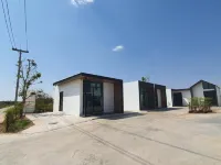 แอดติจูด เดอะ รีสอร์ท โรงแรมในอำเภอ โนนสูง