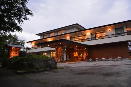 Alpine Route Hotel Отели рядом с достопримечательностью «HAKUBA VALLEY 爺ガ岳スキー場»