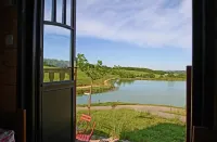 Domaine d'Escapa Hotels in Estipouy