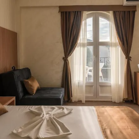 Hotel Crnogorska Kuća