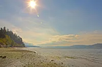 Four Stone Beach House Hotels in Vashon