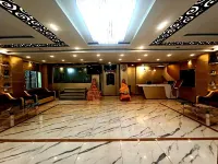 Hotel Om International - Bathtub