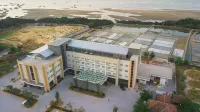 Pollos Hotel & Gallery Rembang Hotel di Rembang