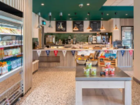 Bisham Abbey National Sports Centre Hotels in Marlow