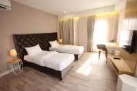 D'Anggerek Serviced Apartment Hotels in Serasa
