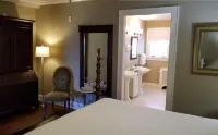 Crown Mansion Boutique Hotel & Villas
