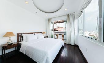 VietHome-Doorstep to Hoan Kiem Lake