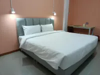 The Peach hotel فنادق في فيتشابوري