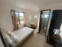 Ma Lourdes Inn- Washington Street Hotels near El-Viajero Floating Cottage