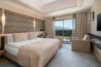 Cratos Premium Hotel Casino & Spa Các khách sạn ở Çatalköy