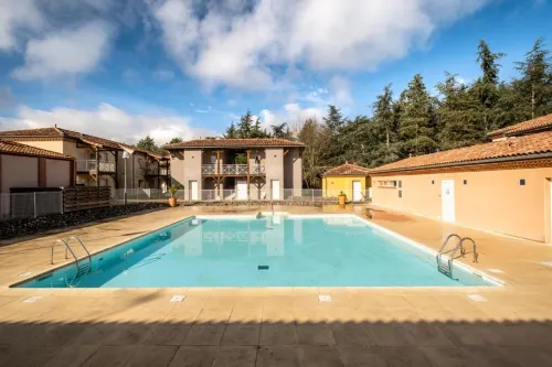 Les Bords de l'Aveyron Hotels in Monclar-de-Quercy