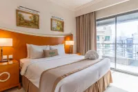 Grand Bellevue Hotel Apartment Dubai - Condos