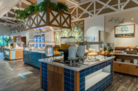 拉希耶斯塔薩魯露營度假村飯店 薩洛住宿飯店