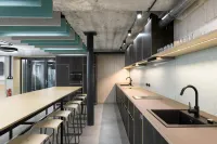 Izy Stay Hostel Bratislava - 2 estrellas
