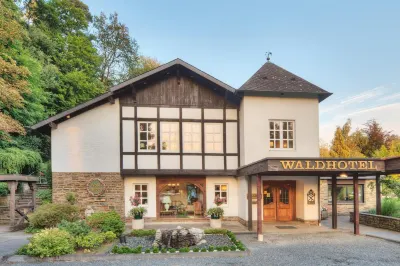 Romantik Waldhotel Mangold Hotels in der Nähe von Bensberger See