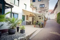 Hotel Lauer Hotels in Maintal