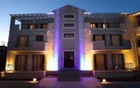 Niriides Hotels in Frini