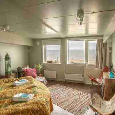 FlipFlop Beach Rooms Rooms