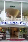 Hotel Royal Plaza Hotels in 