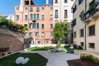 Ca' de la Fonte - Wenice Deep Culture - Homestays