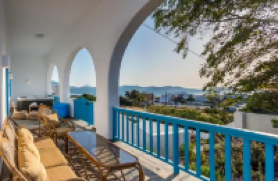 Eiriana Luxury Suites
