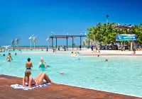 Global Backpackers Cairns - Infinity Pools