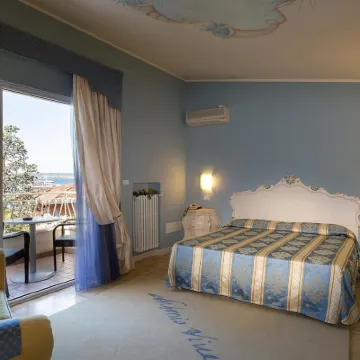 Hotel Serenella Hotels near Old City
