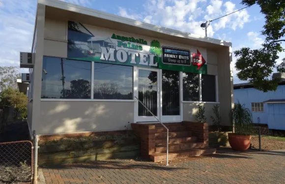 奧古斯特拉棕櫚汽車旅館