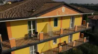 Hotel Confine