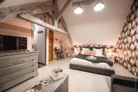 La Brocherie Hotels in Magny-le-Desert