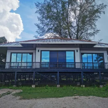 Century Langkasuka Resort Langkawi Отели рядом с достопримечательностью «Культурно-ремесленный комплекс»