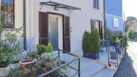 Italianway - Affittacamere Brenna Hotels in Uggiate con Ronago
