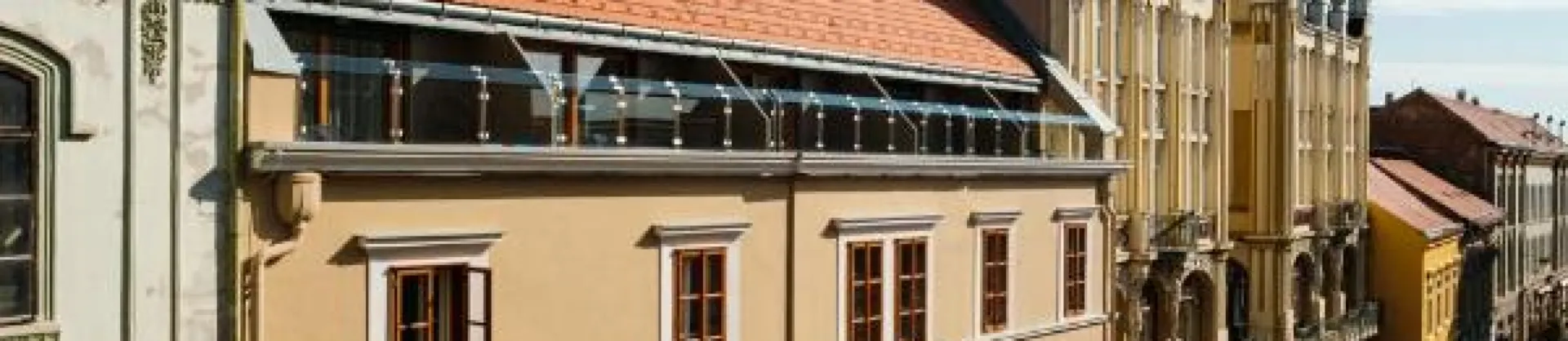 4-star Select Hotels