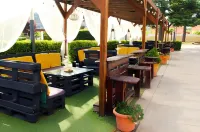Hotel Santa Barbara Hotel a Andorra-Sierra de Arcos