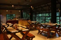 Vajra Ayurveda and Yoga Retreat Hotels in Kochi