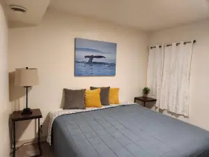 Luxury Bunkhouse Near Downtown