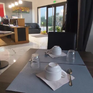 Appart'Hotel Residella House Room & Kitchen Avignon le Pontet