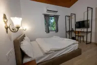 Vanah Villa And Resort Hotels in Gevhande Apati