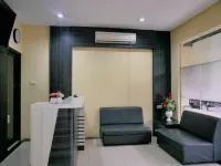 Tentrem BS Residence - 2-Star
