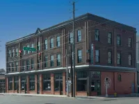 The Painted Lady Hotels near Back Forty Beer Co.