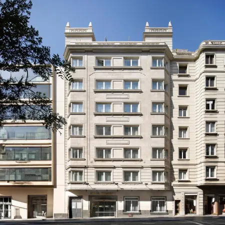 Hotel Condado Отели рядом с достопримечательностью «Железнодорожный вокзал Падуя»