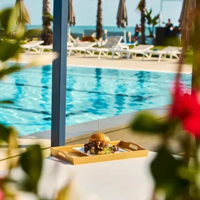 Mediterranea Hotel & Convention Center Hotels near Castello di Arechi