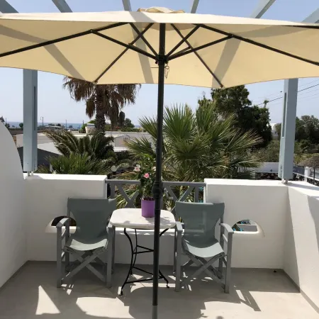 Blackcoast Santorini Отели рядом с достопримечательностью «Пляж Периволос»